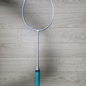 [택포] 레드썬 쉐이프 SG 5U 공격형 배드민턴라켓 판매합니다.