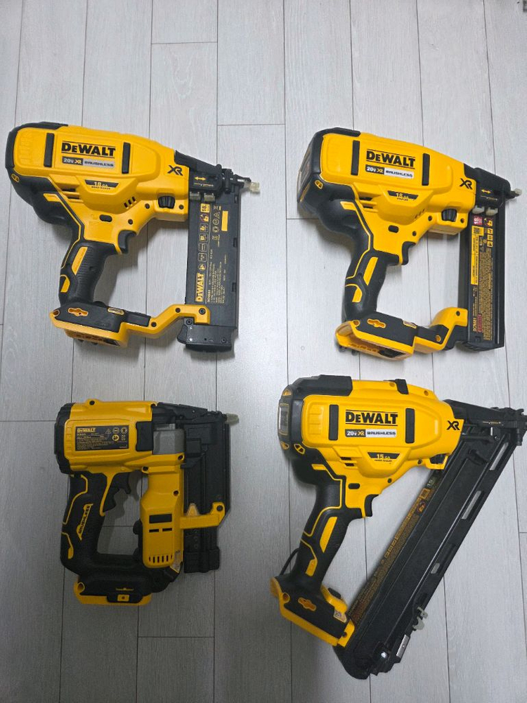 디월트 풀세트 직쏘 컷쏘 그라인더 멀티커터 스킬 월커터 임팩 해머 드릴 실타카 대타카 충전기 배터리 플랜지쏘--6