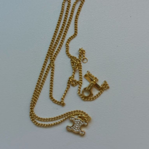 셀린느 트리옹프 골드 목걸이 이미지