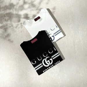 [새상품] 구찌 스텐실 로고 반팔 이미지