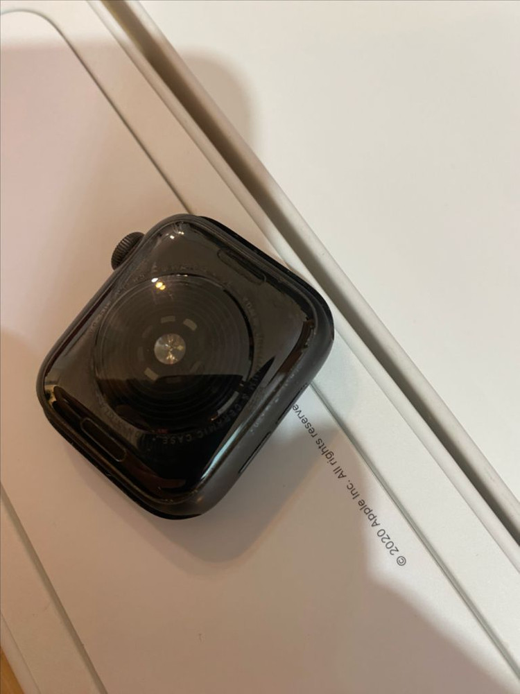 애플워치 se 40mm 본체만 판매합니다 이미지