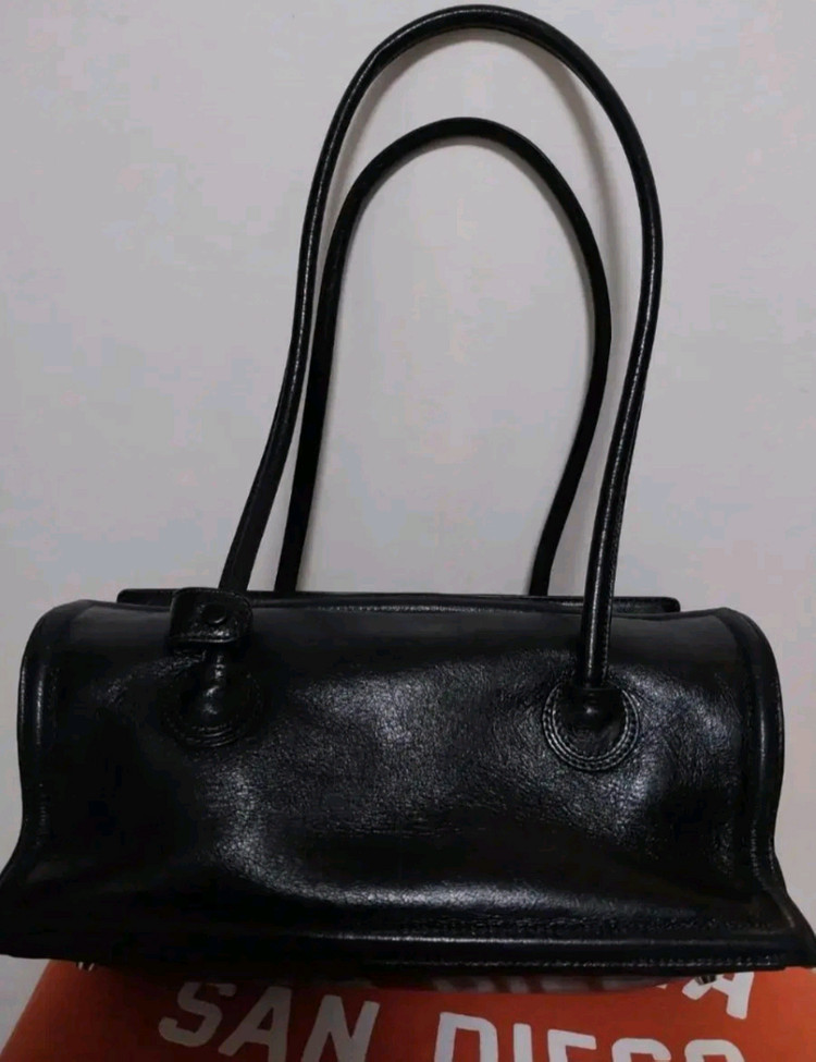 여성 마지셔우드 보스턴 미듐 블랙 크링클 가방, 숄더백, 도트백 이미지