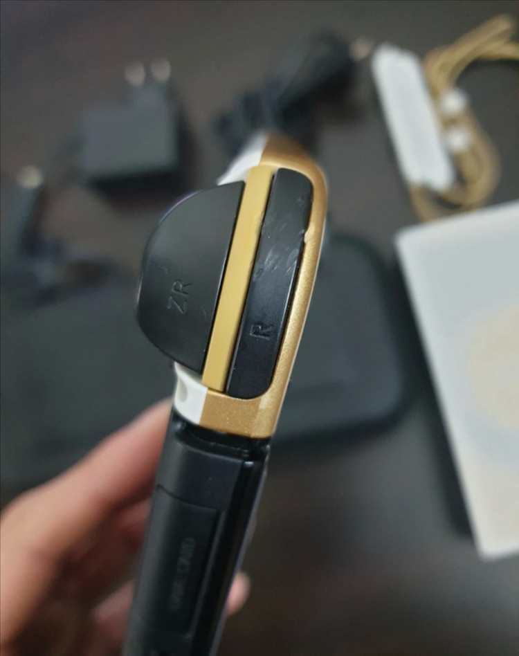 닌텐도 스위치 OLED 젤다 왕눈 에디션--7