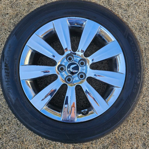 에쿠스 245-50-18 크롬 휠타이어 1개 이미지