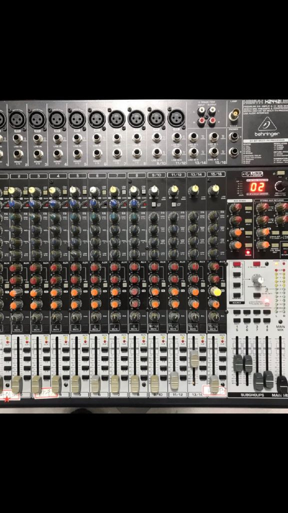 behringer xenyx x2442 믹싱콘솔 이미지