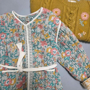 루이스미샤 플라워누빔자켓 플라워자수니트 이미지