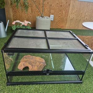 엑소테라 사육장 도마뱀 게코 60 45 30+은신처+온열등 이미지