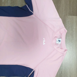 휠라 아이 레쉬가드 165