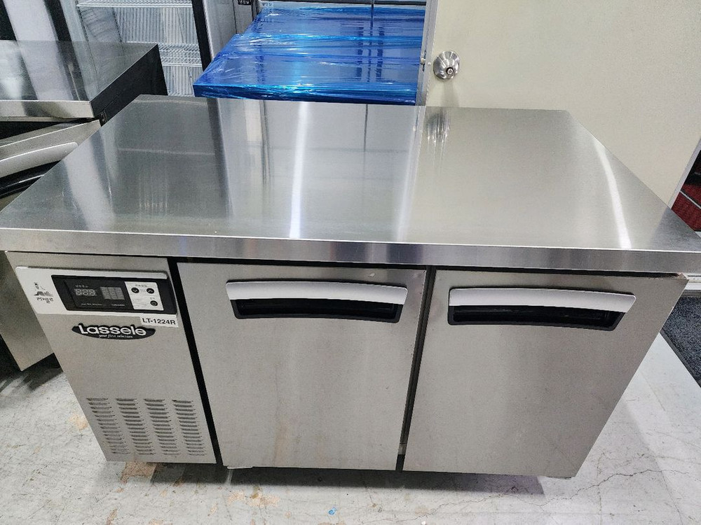 라세르 1200테이블 냉장고 간냉식 판매 합니다 이미지