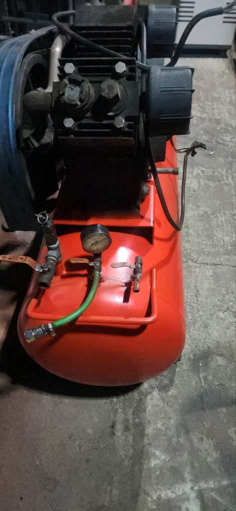 에어콤프레샤 5마력 300리터 3상 380볼트--2