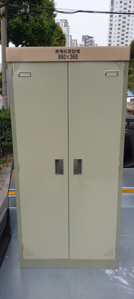 철재유리진열장 철제캐비넷 철재옷장 철재사물함 철제보관함 철재신발장 철제진열장 이미지