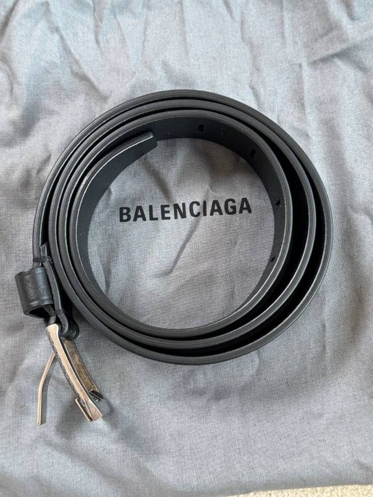 발렌시아가 벨트 이미지