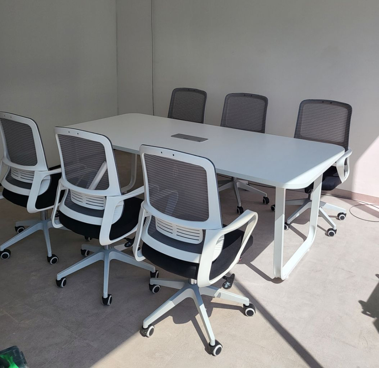 원형테이블 접이식탁자 작업탁자 포밍탁자 파티션 책상 의자 원탁 서랍 수납장 책장 캐비넷 회의용테이블 회의용의자 이미지