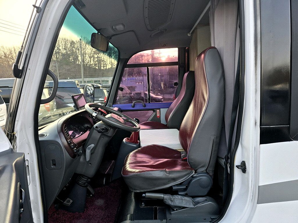 09년 e카운티4인승캠핑카(롱바디)-전액할부됨 이미지