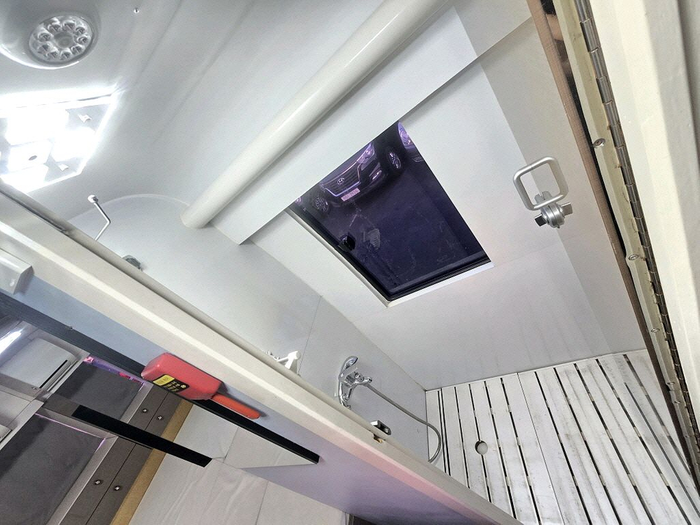 09년 e카운티4인승캠핑카(롱바디)-전액할부됨 이미지