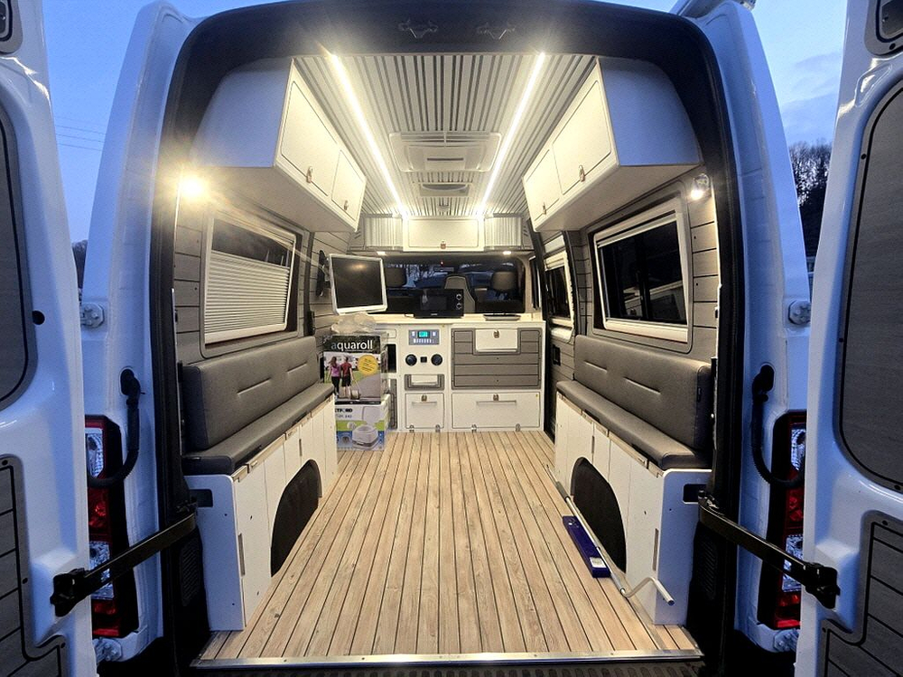 24년 뉴마스터3인승캠핑카(준신규,2만km)-전액할부됨 이미지