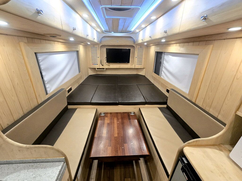 14년 뉴카운티4인승캠핑카(롱바디:1종보통가능)-전액할부됨 이미지