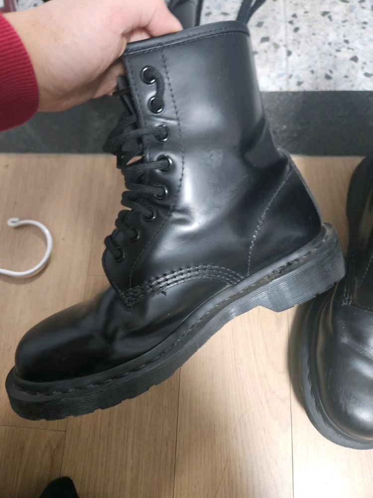 닥터마틴 1460 모노 UK5(240) 이미지