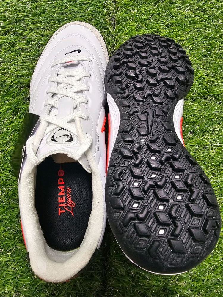 [새상품] 나이키 티엠포 리게라 프로 TF 255mm (국내 미출시색상)--4