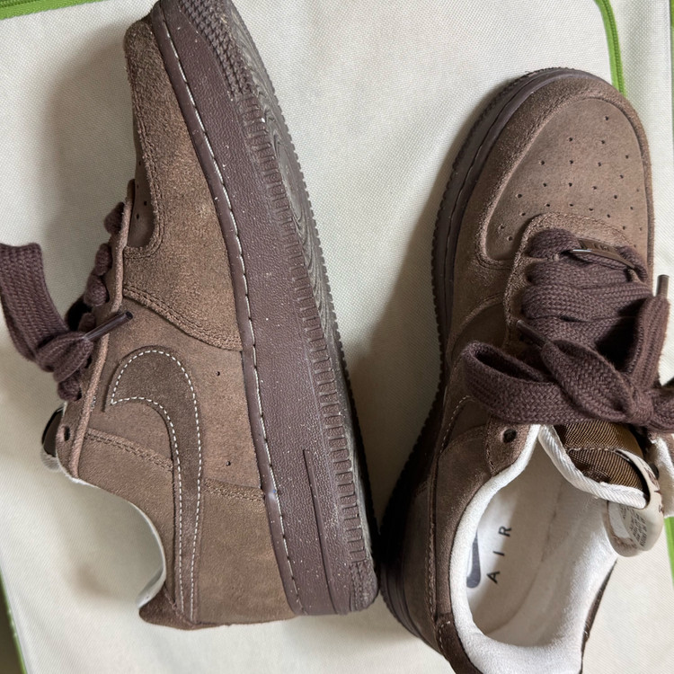 W) 나이키 에어 포스 107 카카오 와우 샌드드리프트 235 사이즈--6