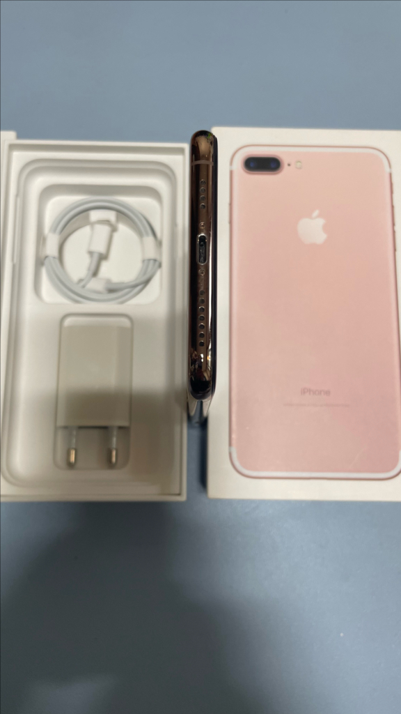 아이폰xs max ,256기가,정품 스마트배터리 케이스 포함인스타 감성 사진찍기 좋음모든기능 정상배터리 71프로상태--6