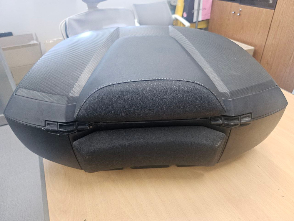 샤드 SH58 탑박스(키1개), 등받이, 내피 포함 팝니다--2