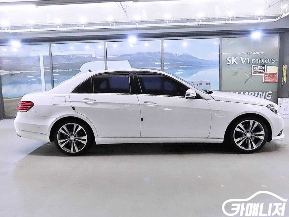 [벤츠]E-클래스 W212 E300 4MATIC 아방가르드 #3월급매 이미지