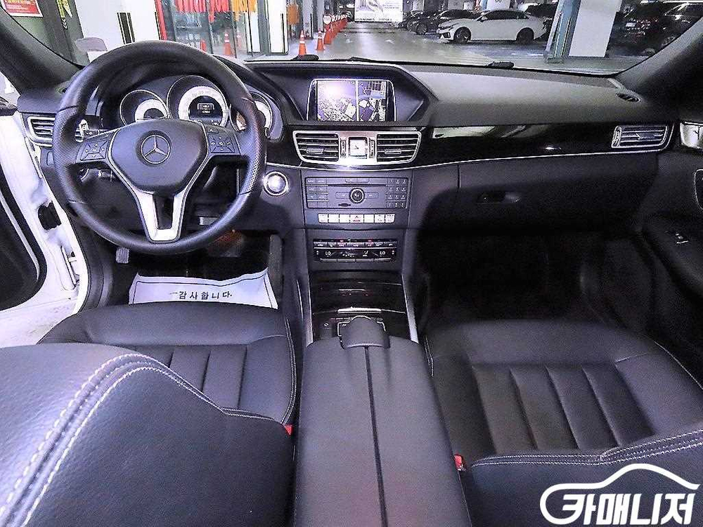 [벤츠]E-클래스 W212 E300 4MATIC 아방가르드 #3월급매 이미지