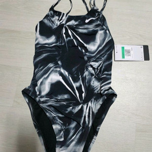 나이키 솔라라이즈 스파이더백 30