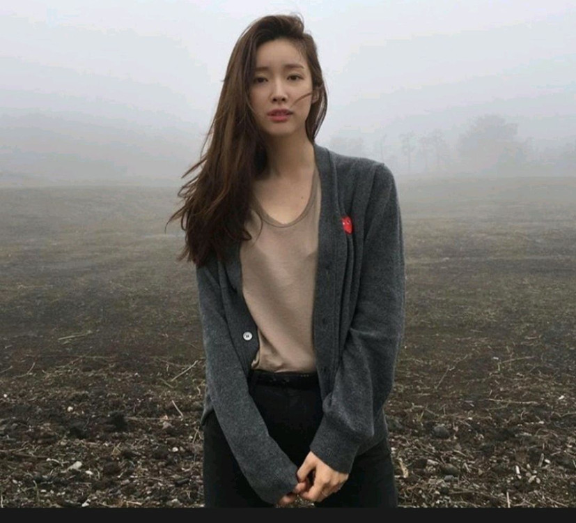 쿨거래시 23만택포! 미착용 새제품 정품 꼼데가르송 PLAY 레드하트 가디건 남여공용--8