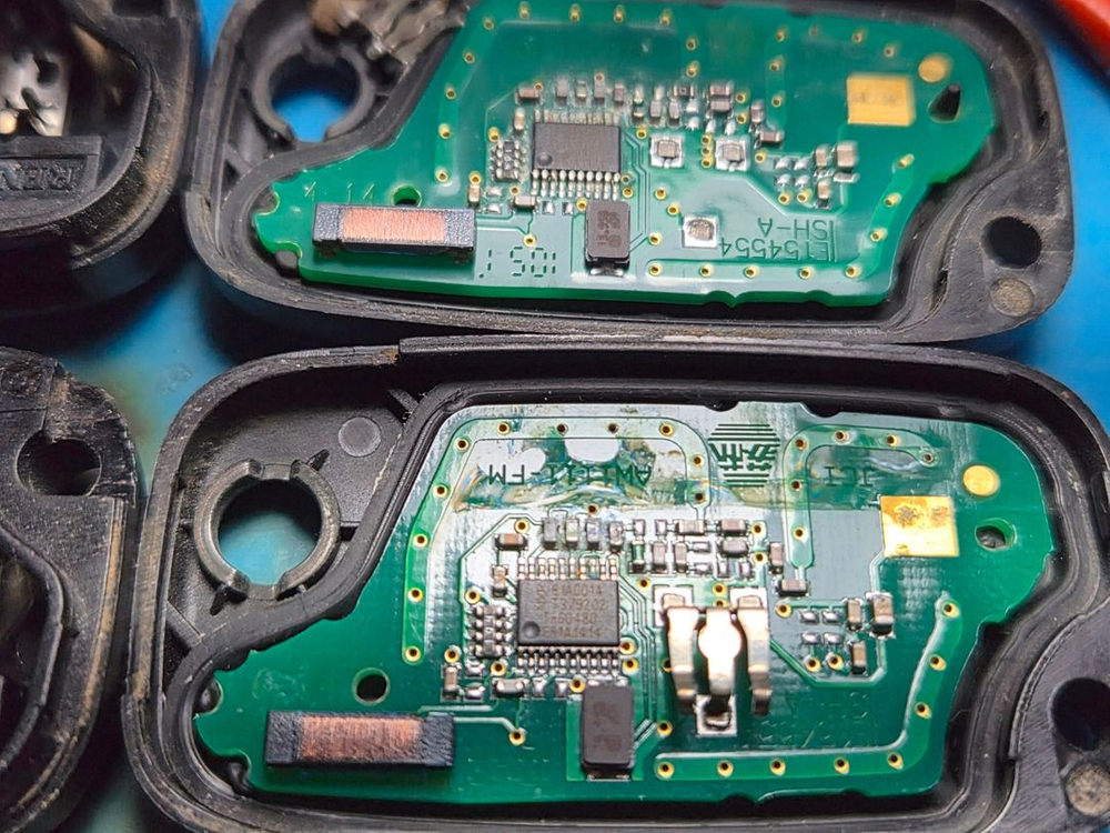 르노 SM3 2011 세탁기 침수 스마트키 2개, 무반응 상태 수리 복구 작업 이미지