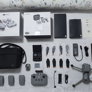 DJI 매빅에어2S 플라이모어 콤보 판매해요 ^^ (Mavic Air2S)