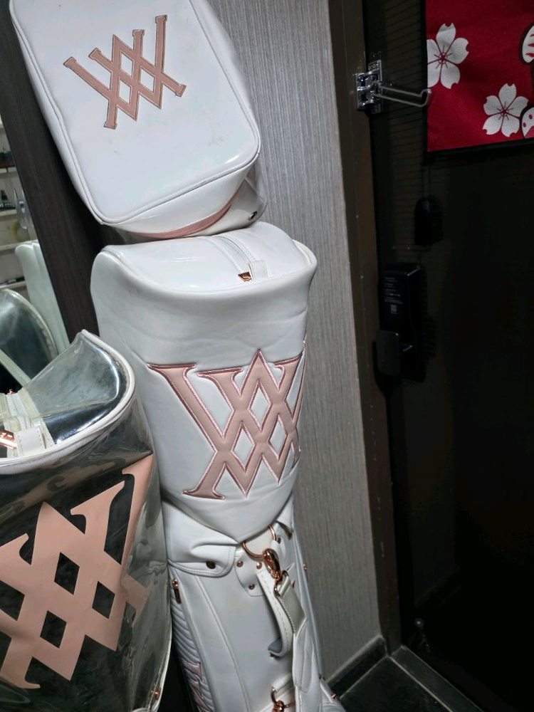 어뉴 블라썸 휠캐디백 여성용 골프백 이미지