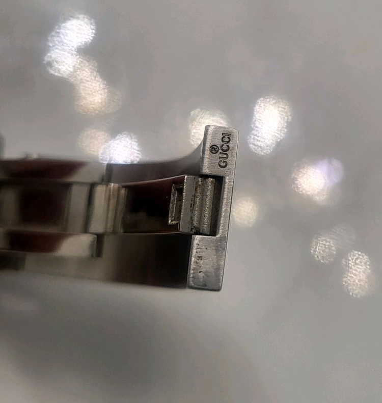 구찌 은장 2400s 여성 스틸 뱅글 시계 손목시계 여자 팔찌 이미지