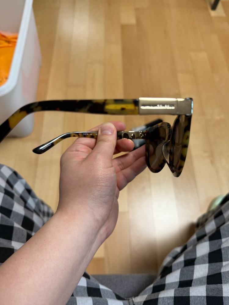 칼라거펠트 선글라스 이미지