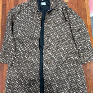 버버리 모노그램 코트