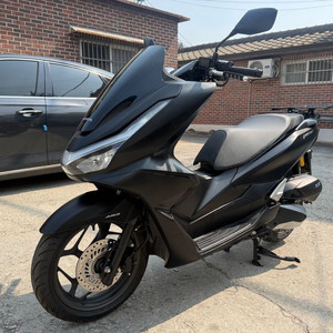 Pcx125 25년식 1779KM 깨끗한차량팝니다!!
