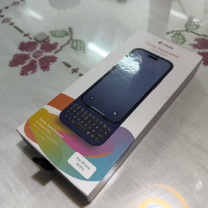 클릭스 아이폰15프로용 키보드케이스 이미지