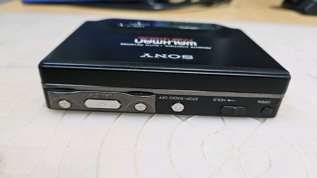 소니 워크맨 f702 정크품 이미지