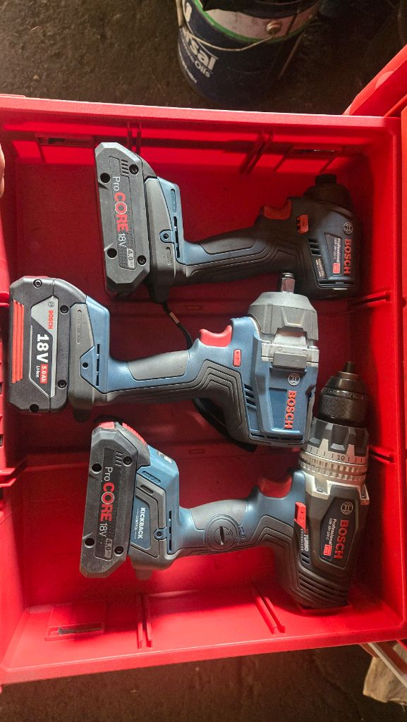 보쉬 무선 전동공구 임팩함마그라인더등등 이미지