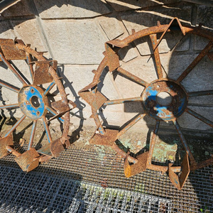 경운기용철바퀴 좌 우 한set 이미지