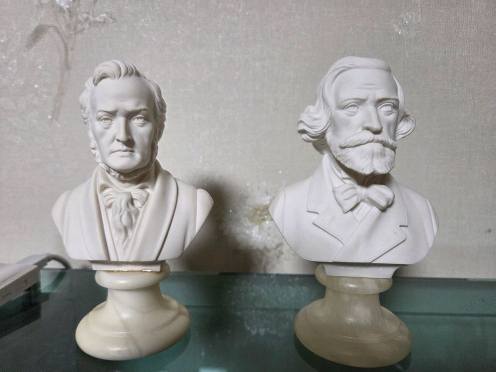 작곡가 리하르트 바그너 흉상--2