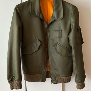 디올옴므 DIOR HOMME 메인컬렉션 역대급디자인마원 MA1 자켓 점퍼 새상품급 항공점퍼 블루종 탑건자켓항공플라이