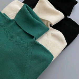 스튜디오 심플멍 225 tiers 홀가먼트 터틀넥 니트 그린 이미지