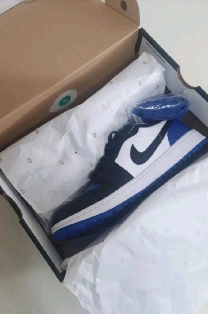 나이키 새재품 골프화 조던1로우 로얄 판매해요--3