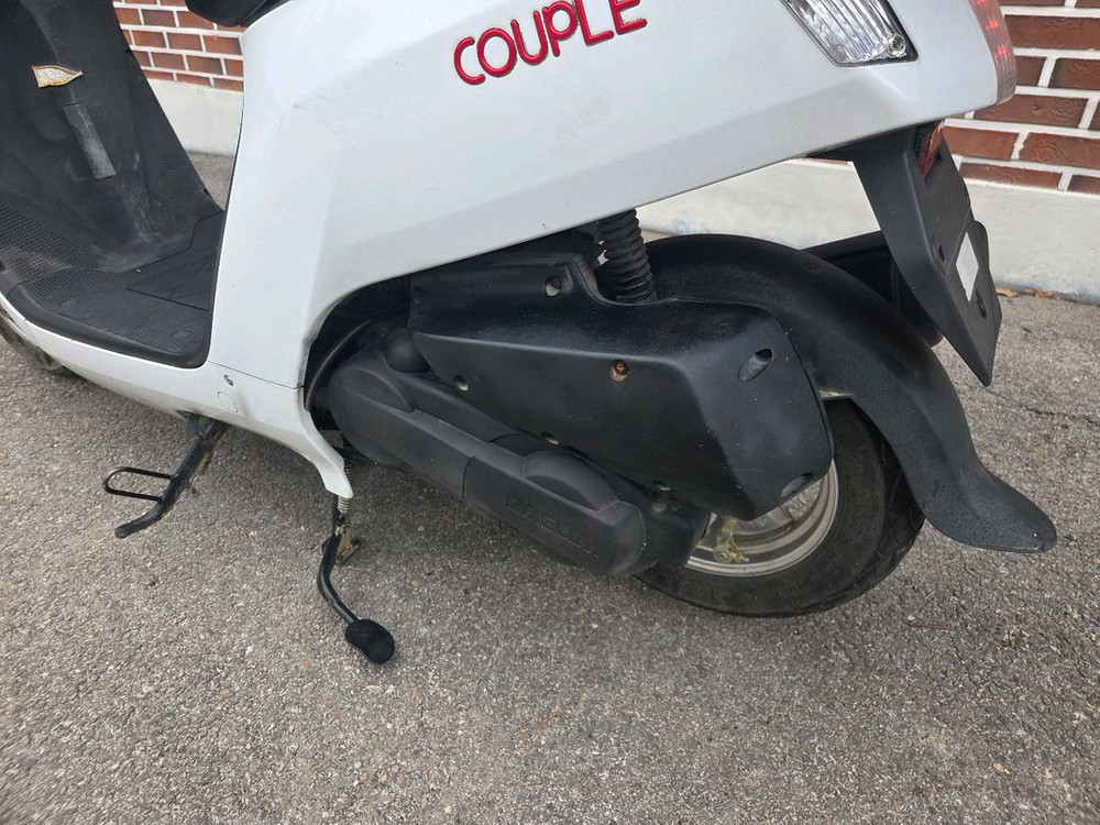 대림 커플50 스쿠터 1465km 소형50cc 짧은 신차급스쿠터--6