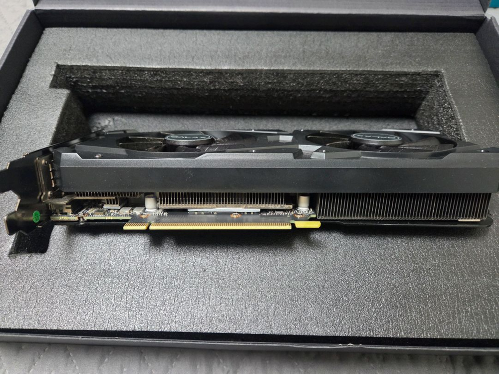 갤럭시 RTX 3060 Ti 8GB 그래픽카드 이미지