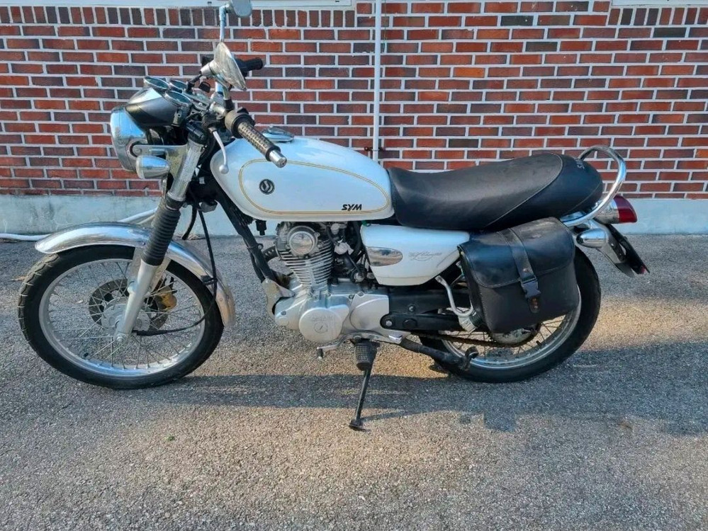 울프125 sym 2388km 순정상태 a급 그리폰 cg125--2