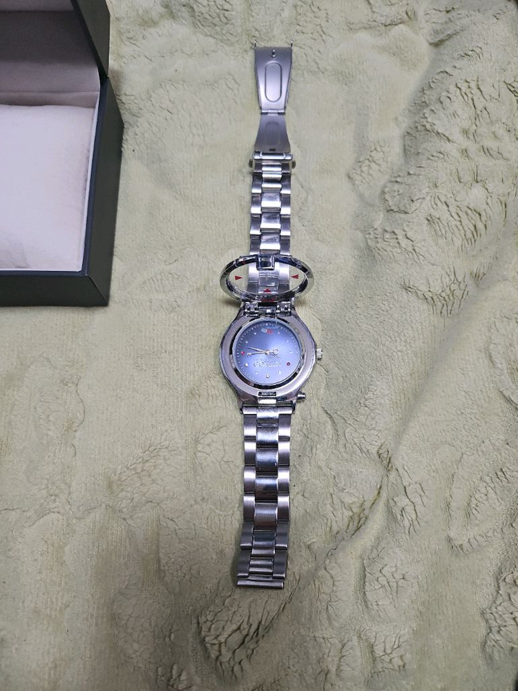 명탐정 코난 유니버셜 스튜디오 시계 2023 이미지