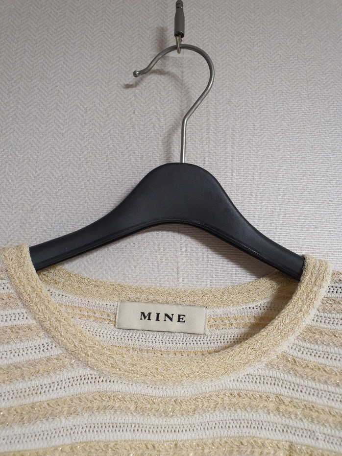 마인 MINE 글리터링 니트 프리 사이즈 정품 사이즈--2